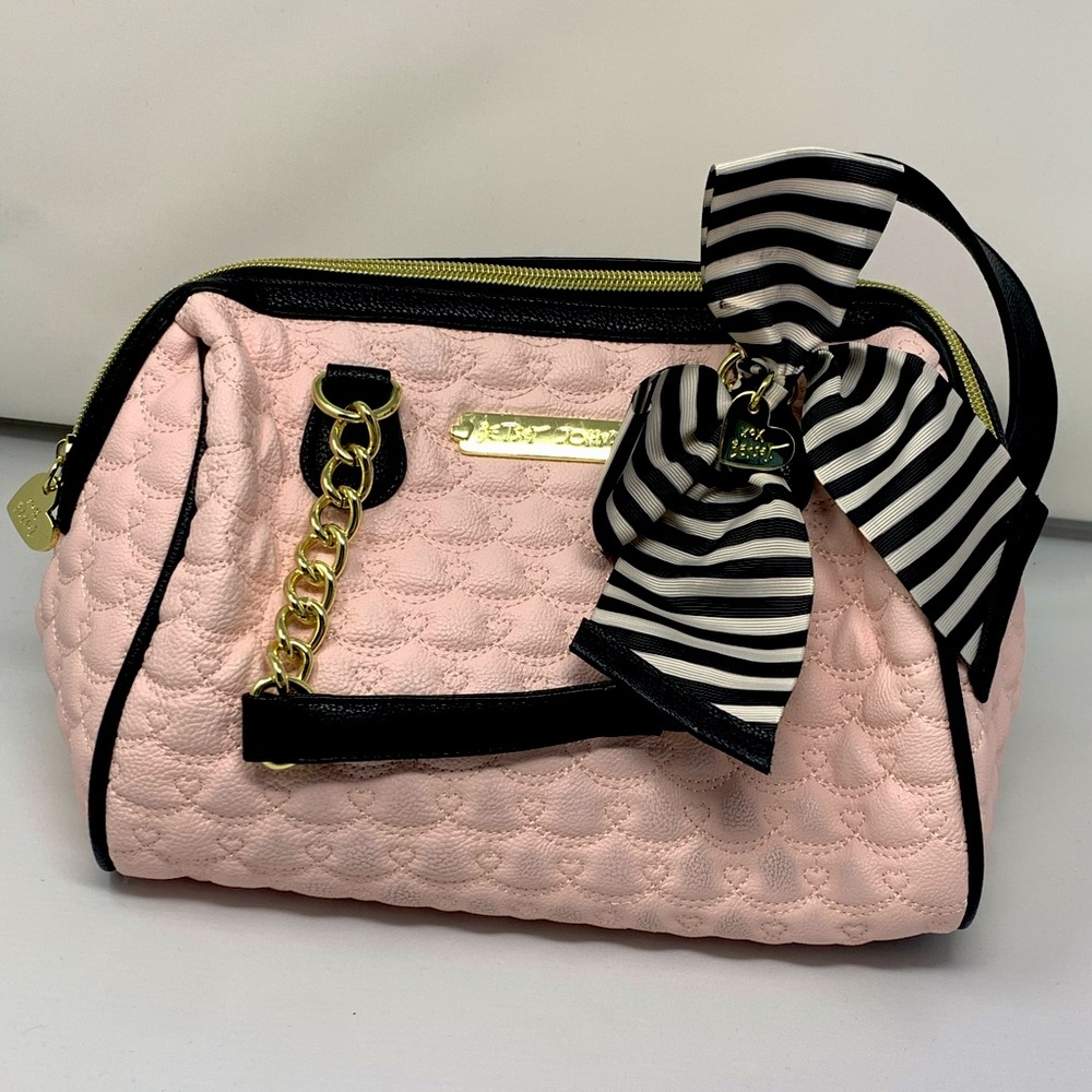 Bestey Johnson Pink Quilted Bag